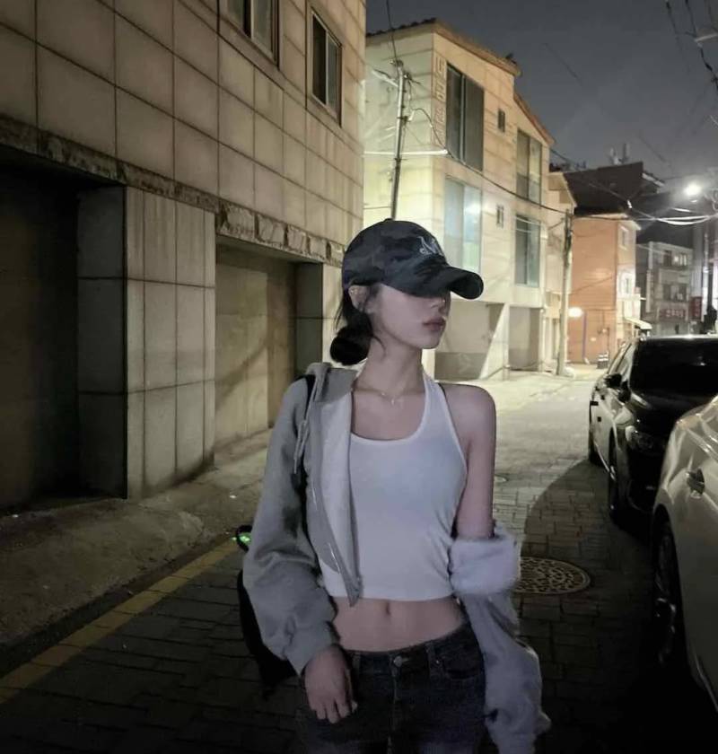 [잡담] 짝남 있는 술자리 가는데 이렇게 입는거 어때?! | 인스티즈