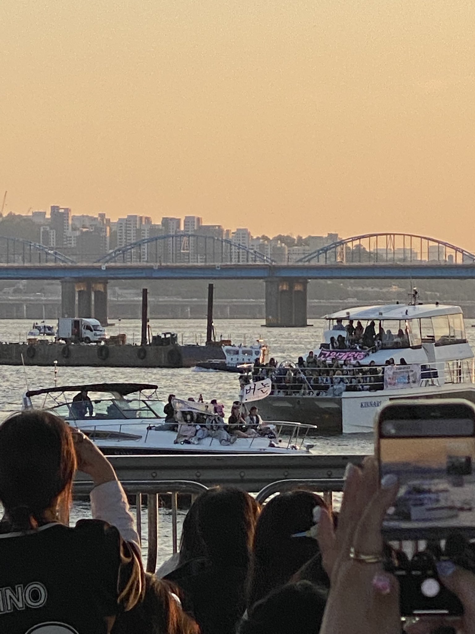 [잡담] 캐럿들 요트탄 거 짱웃기다 ㅋㅋㅋ | 인스티즈