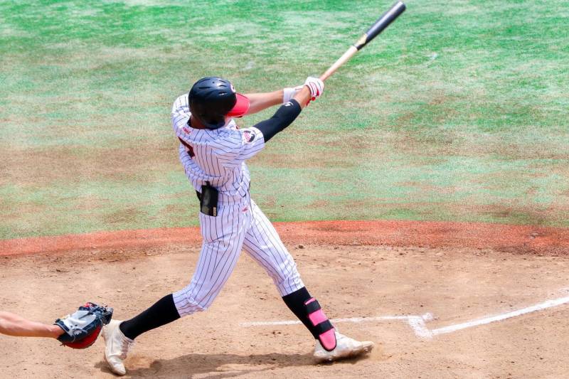 [잡담] 또 한번 털어보는 세광고 시절 지환이 배트들고있는 사진⚾️ | 인스티즈