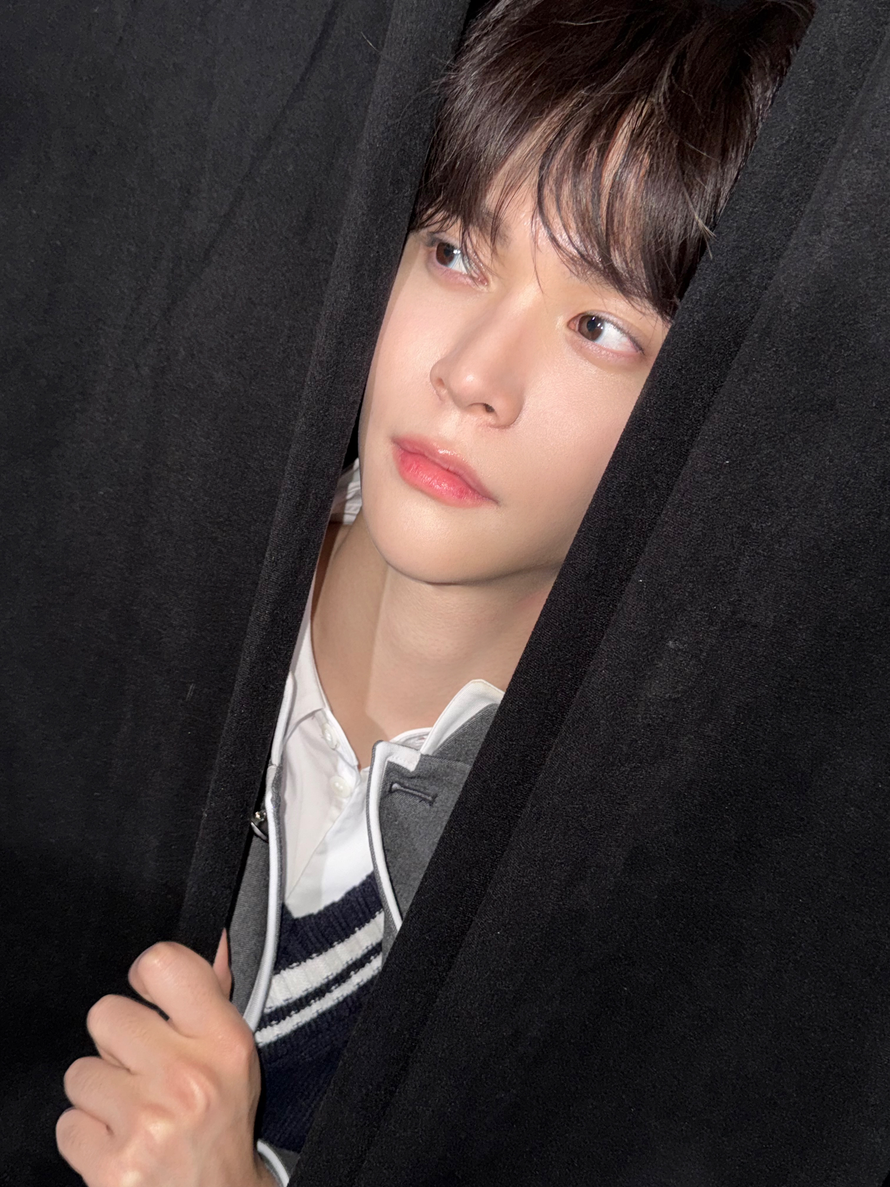 [잡담] 은석 눈 구경하다가 궁금한건데 | 인스티즈