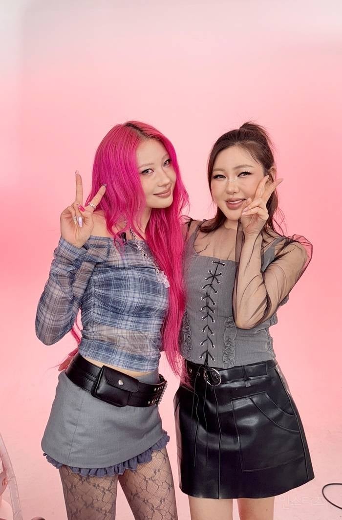 '트롯 여제→MZ아이돌' 송가인, 이사배 손길에 '완벽 변신' | 인스티즈