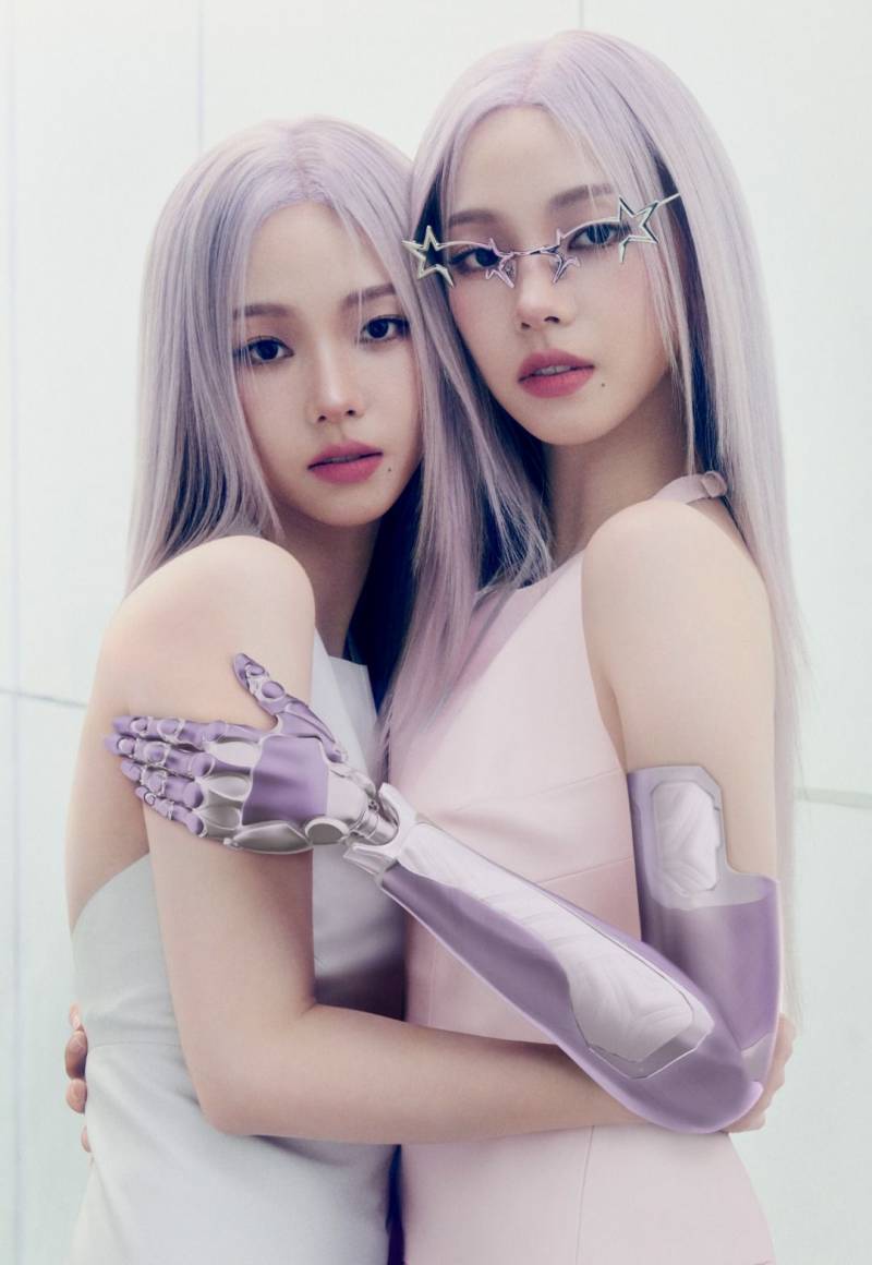 현재 카리나 데리고 또 한건했다는 젠틀몬스터.JPG | 인스티즈