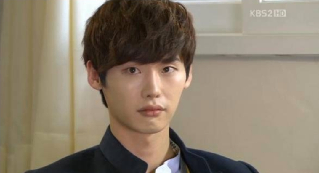 [잡담] 이종석은 이 머리가 제일 잘어울리는듯 | 인스티즈