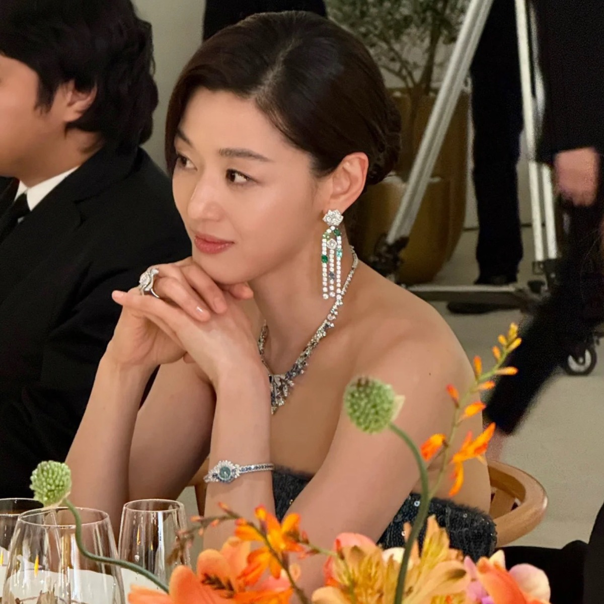 [정보/소식] 반응 좋다는 전지현 피아제 행사 미모... | 인스티즈
