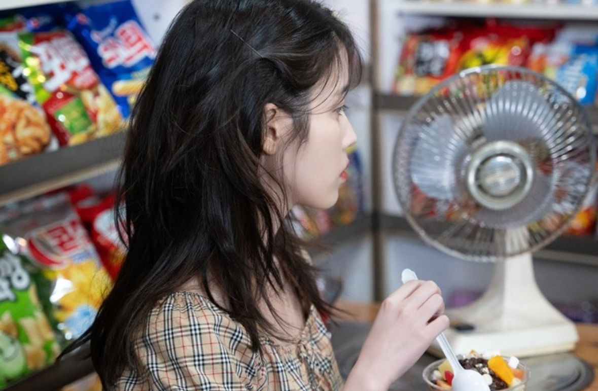 [잡담] 아이유가 예뻐서 눈물나.... | 인스티즈