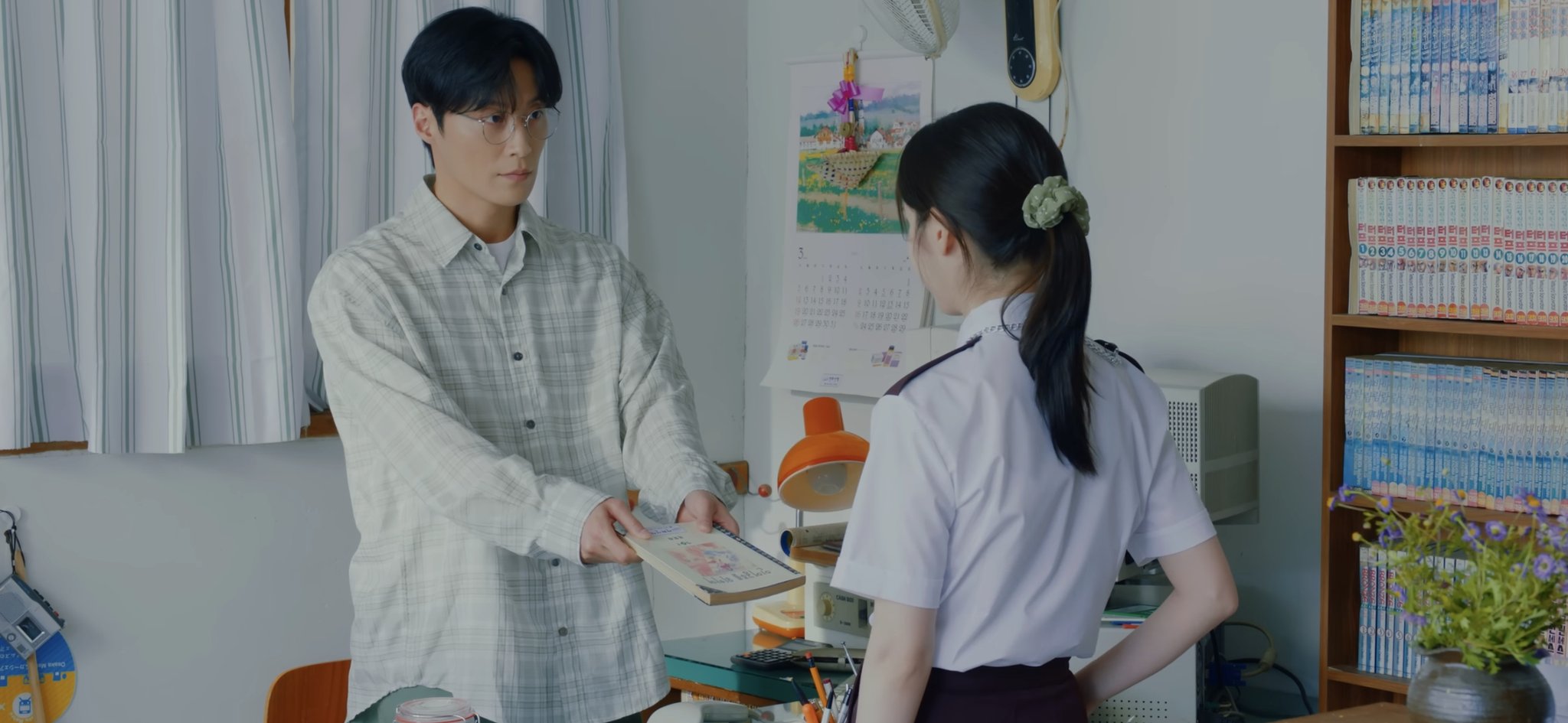 [잡담] 아이유 꽃갈피 남주들 | 인스티즈