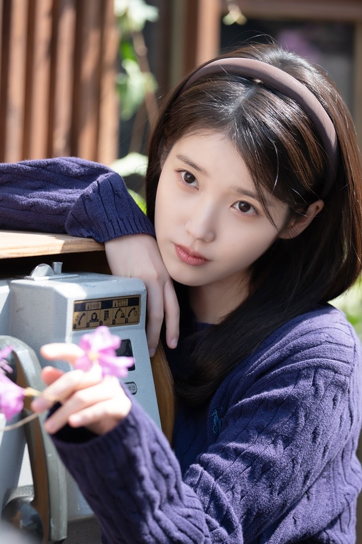 [잡담] 아 아이유 때매 ㄷH가리깨는중 제발 시대극 문신해라 | 인스티즈