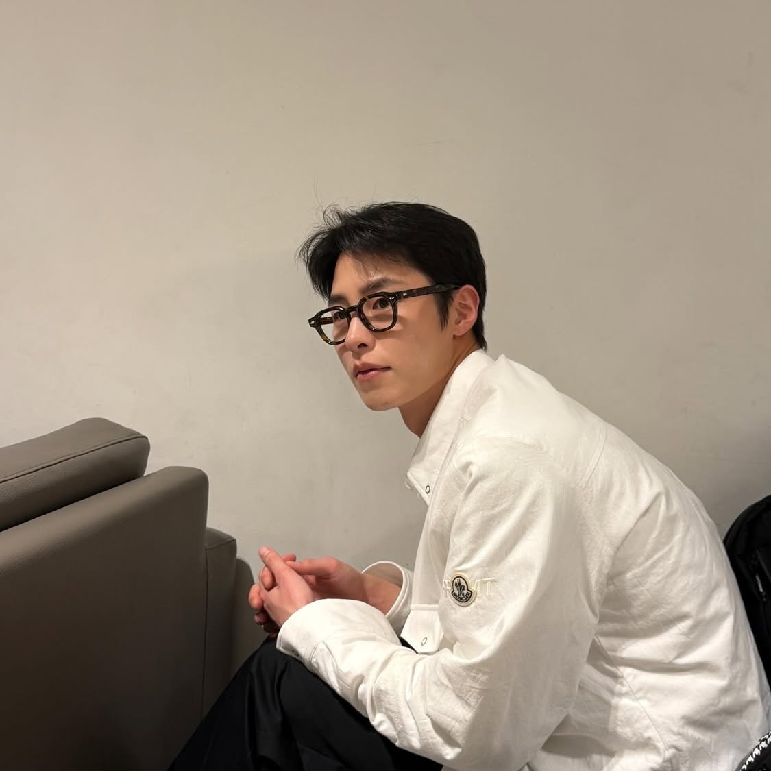[잡담] 이재욱 군머 가기전에 팬미팅 한 번 해주겠지? | 인스티즈