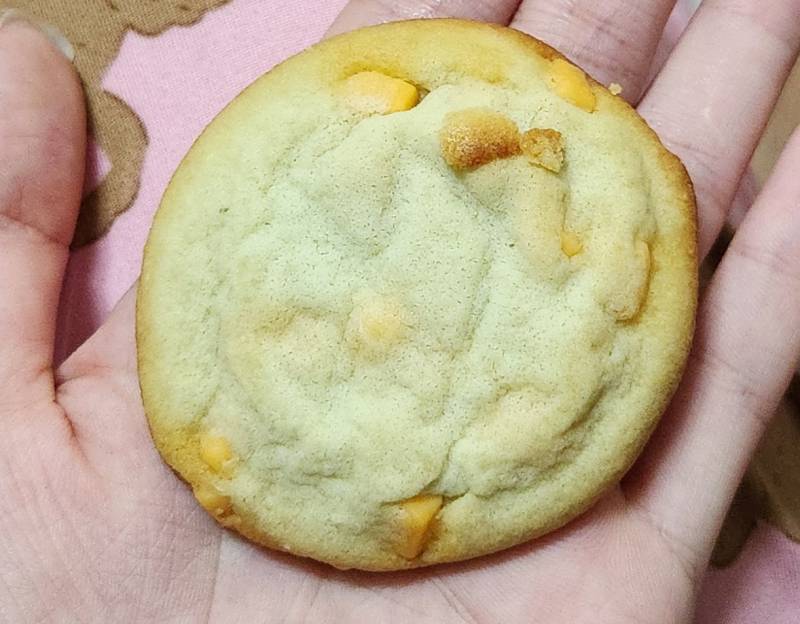 [잡담] 마트 과자코너에 과일맛이 풍년이라 나도 집어옴ㅋㅋㅋ | 인스티즈