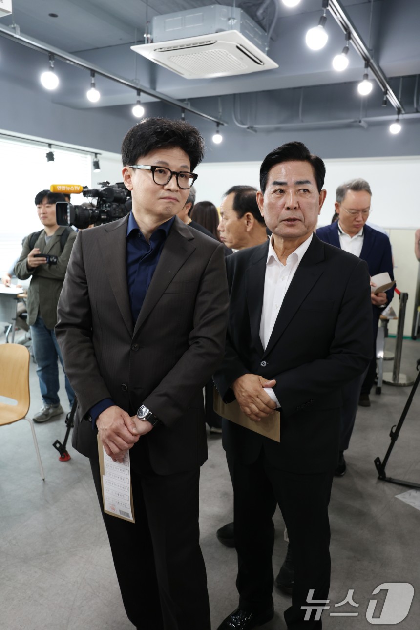 [정보/소식] 한동훈 대선 사전투표 패션 | 인스티즈