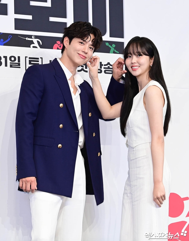 [정보/소식] 박보검-김소현 '애순이 질투 부를 투샷'[엑's HD포토] | 인스티즈