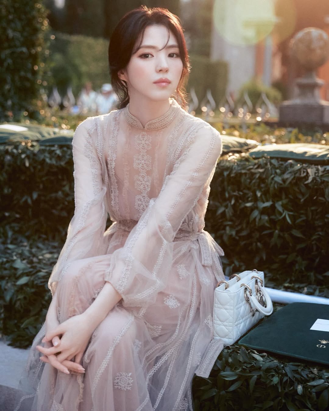 [잡담] 한소희 인스타 업뎃 (Dior) | 인스티즈