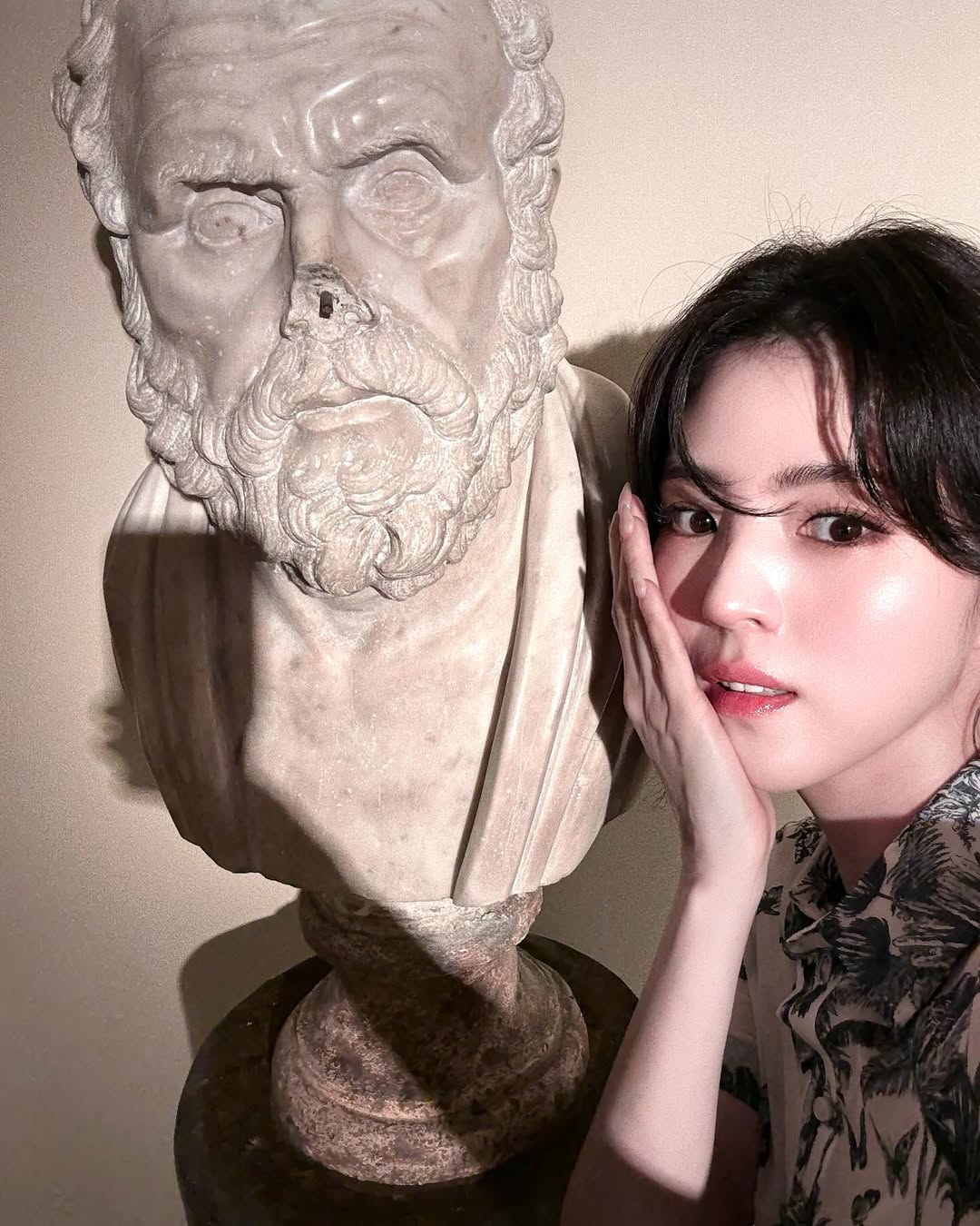 [잡담] 한소희 인스타 업뎃 (Dior) | 인스티즈