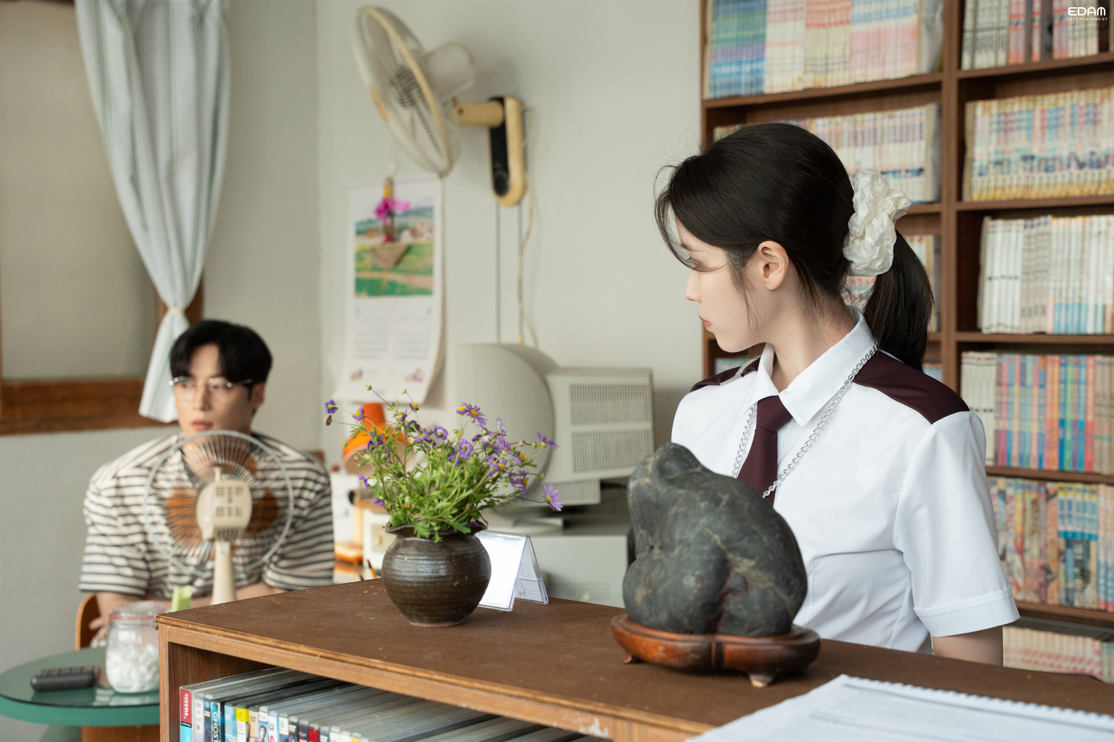 [잡담] 아이유 허남준 네엔스 비하인드 사진 봐 | 인스티즈