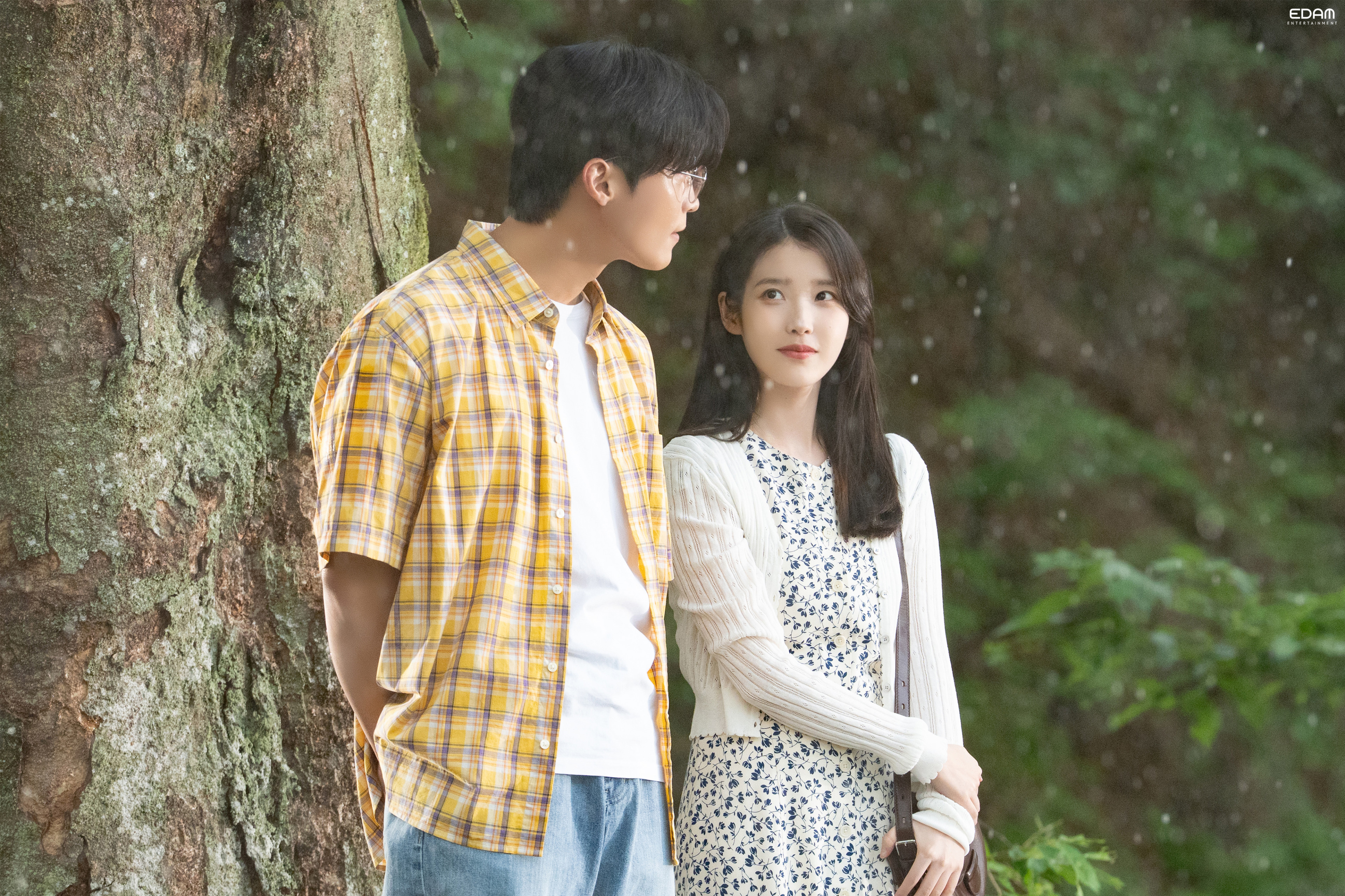 [잡담] 아이유 허남준 네엔스 비하인드 사진 봐 | 인스티즈