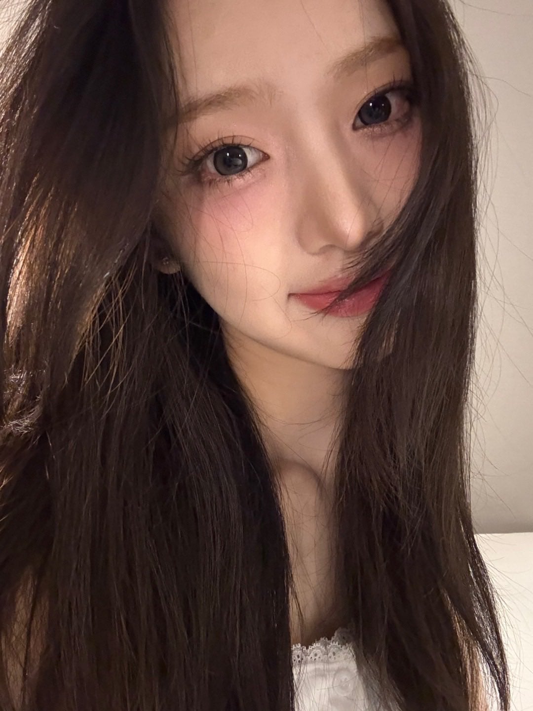 [잡담] 와 키키 이솔 알티 탄 셀카 진짜 개이뻐... | 인스티즈
