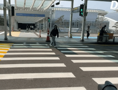[잡담] 고윤정 진짜 공항 스케 한결같음ㅋㅋㅋㅋㅋㅋㅋ | 인스티즈