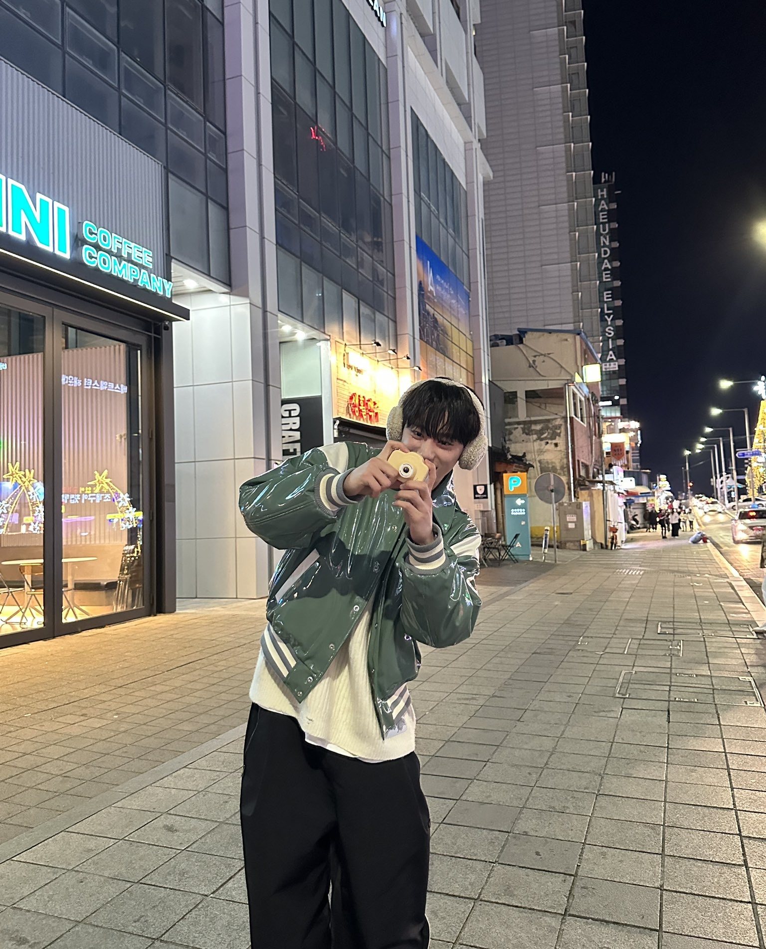 [잡담] 다들 이준영 귀마개 짤 봤어??????????? | 인스티즈