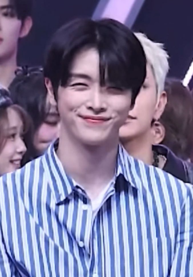 [잡담] 성찬..이거 일본 맘찍 터졌네ㅋㅋ | 인스티즈