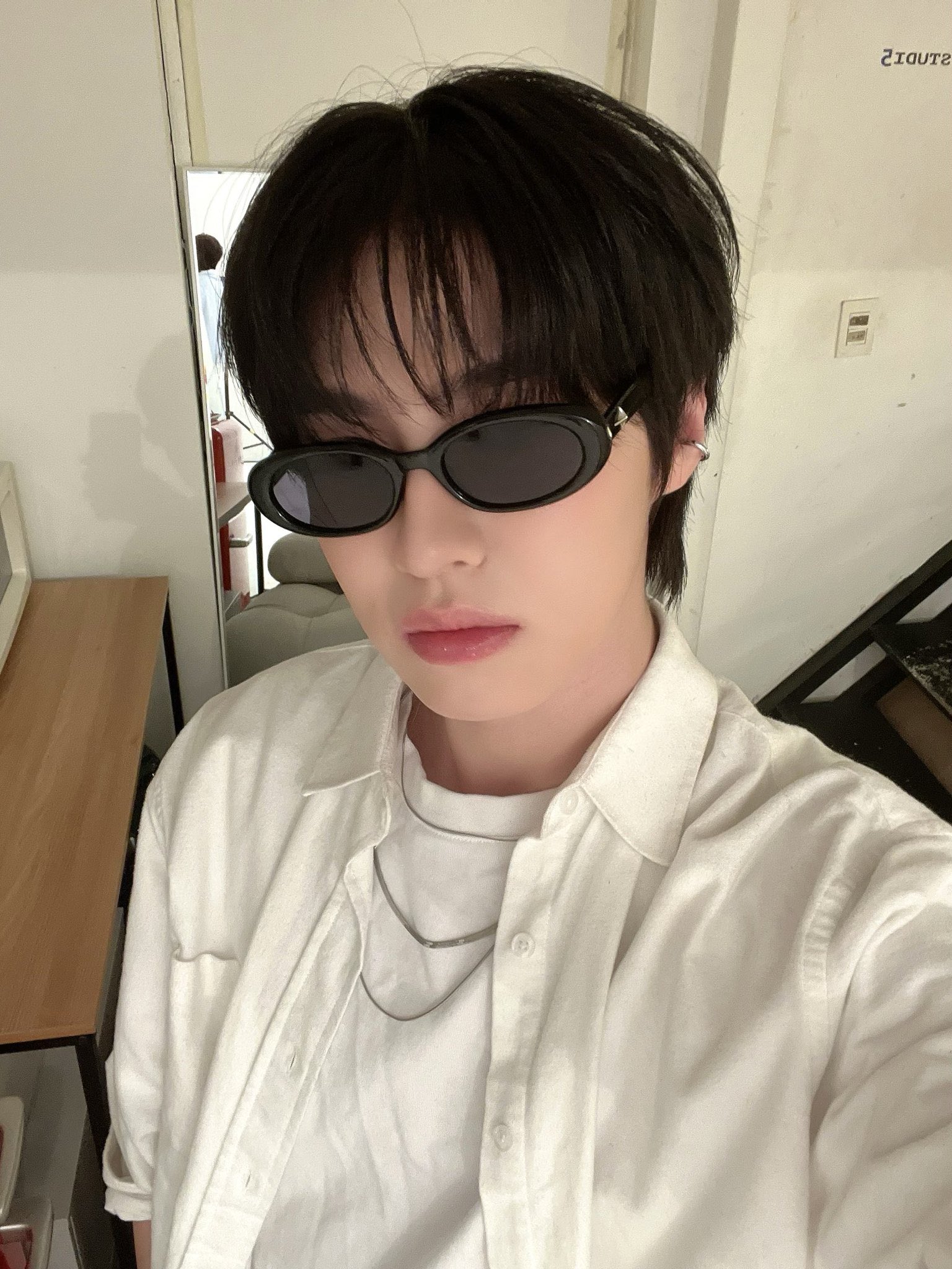 [잡담] 이거 젠틀몬스터 안경인가?? | 인스티즈