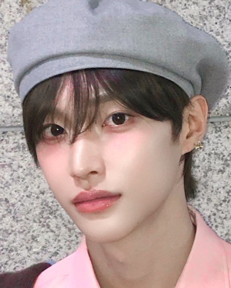 [잡담] 요즘 원빈이 얼굴 또 리즈 찍은 것 같음 | 인스티즈