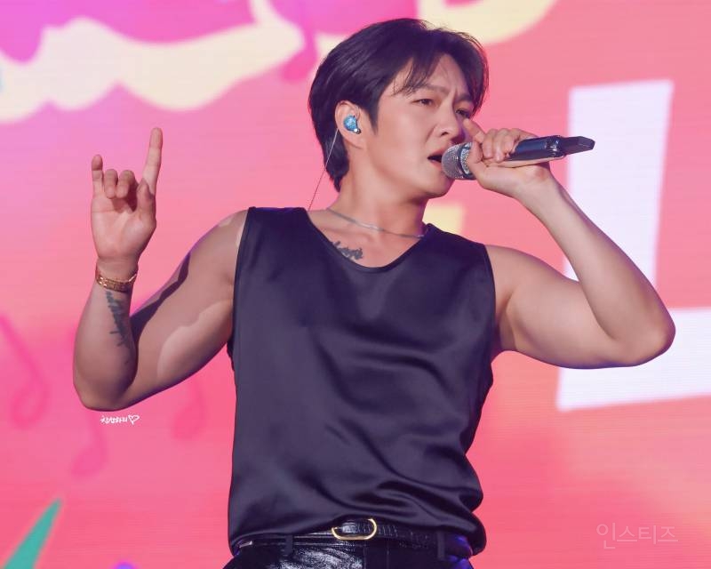 벌써 워터밤 준비 시작한듯한 남돌.jpg | 인스티즈