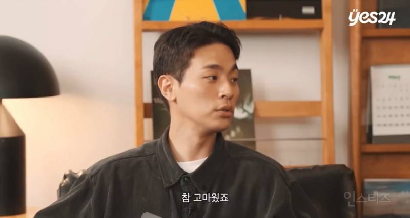 박정민 출판사 신간 <첫 여름, 완주> 아이유 추천사 비하인드와 전문글….jpg | 인스티즈
