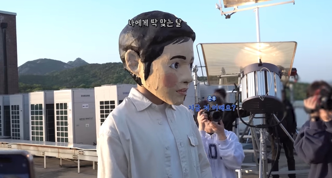 [잡담] 차은우:지금 저어때요? /아이유:지금 완전 차은우 | 인스티즈
