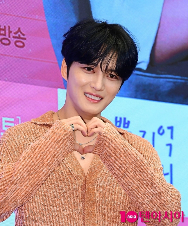 [정보/소식] [단독] 김재중, 데뷔 23년 차에 경사…'남자병' 조언하더니 '보이즈플래닛' 마스터 발탁 | 인스티즈