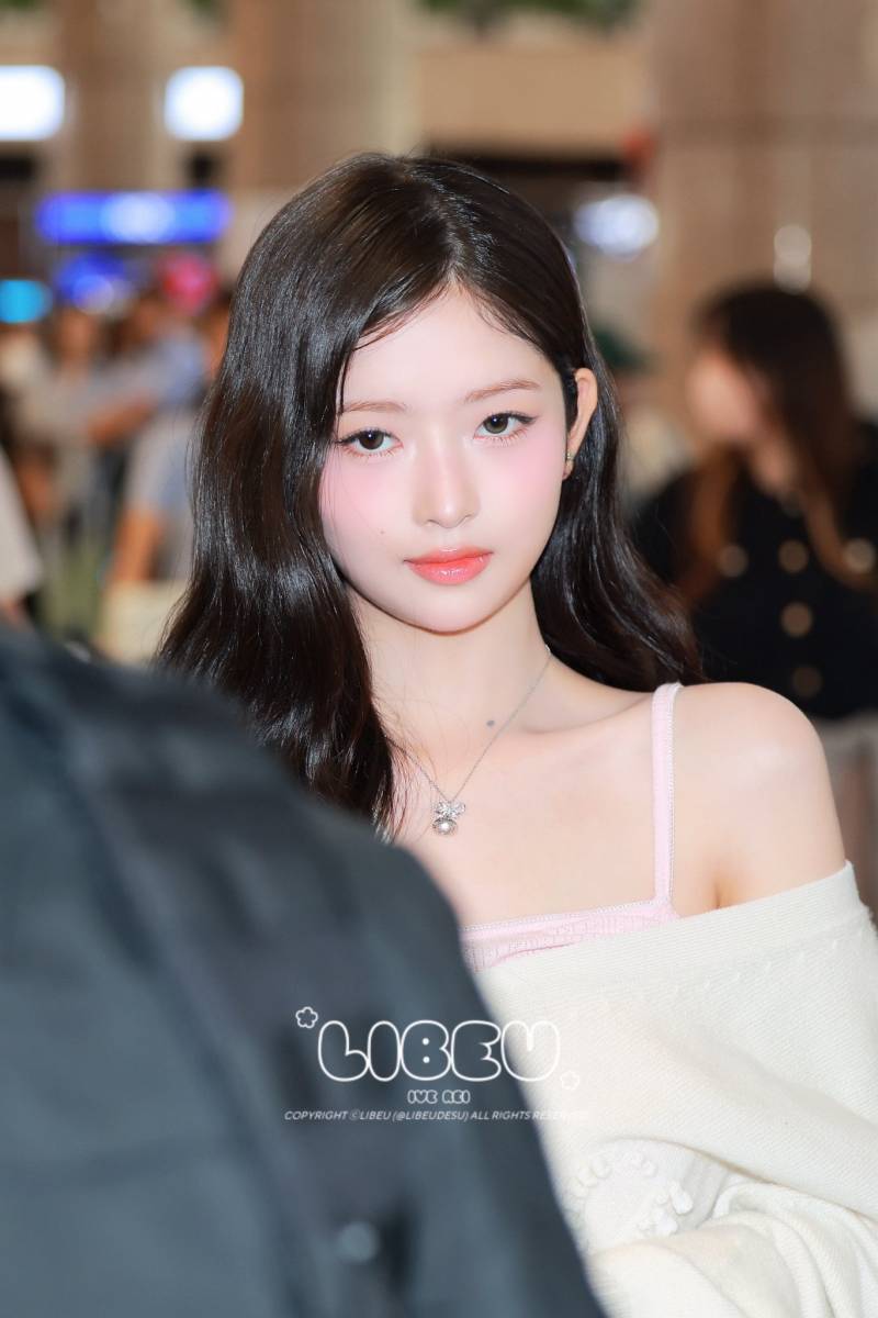최근 반응 좋은 앞머리 넘긴 아이브 레이 비주얼 | 인스티즈