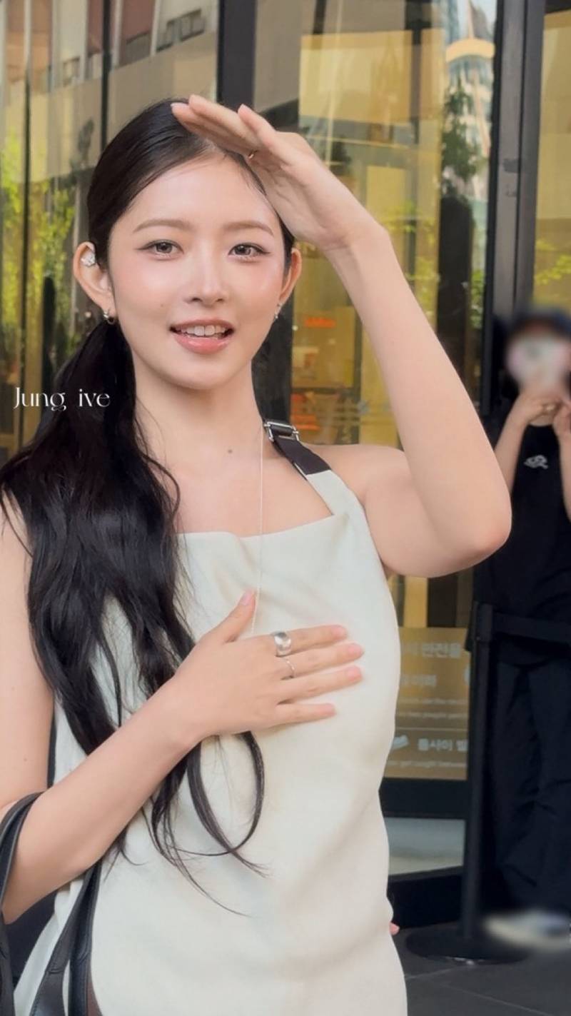 최근 반응 좋은 앞머리 넘긴 아이브 레이 비주얼 | 인스티즈