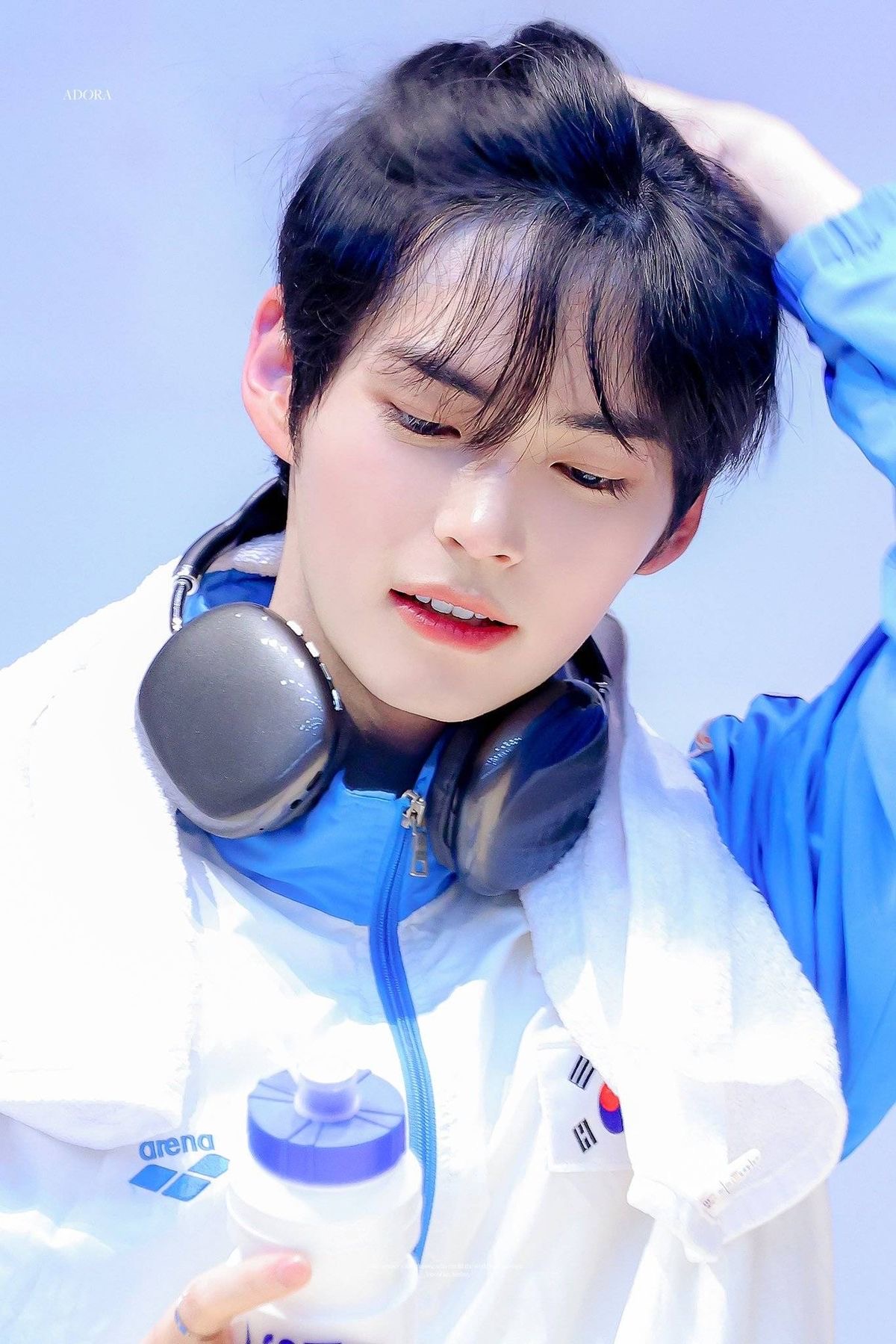 [잡담] 성한빈 오늘 축제의상 | 인스티즈