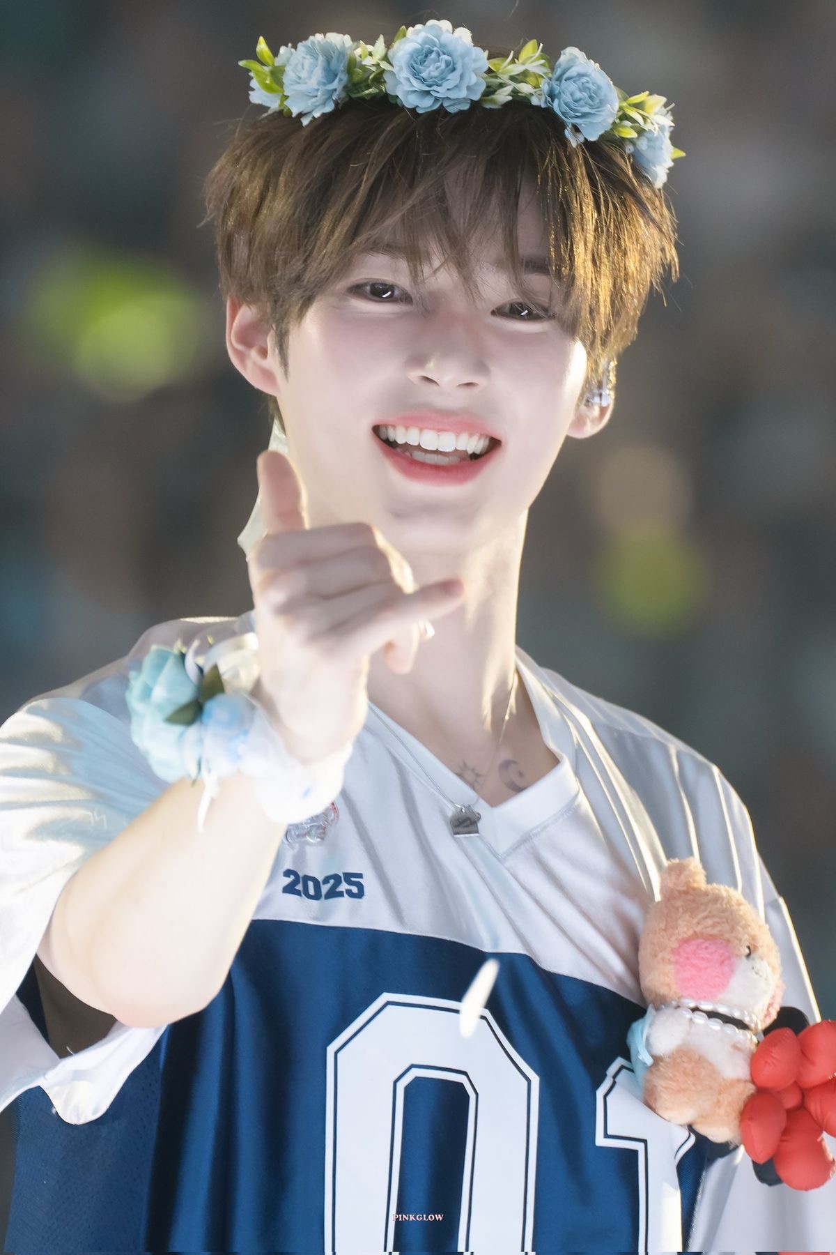 [잡담] 성한빈 오늘 축제의상 | 인스티즈
