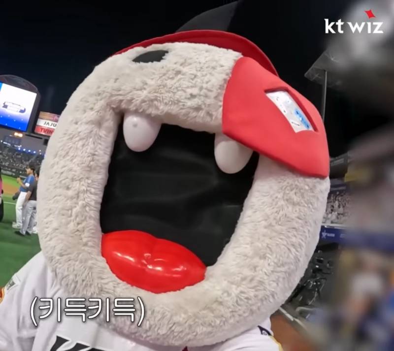 [잡담] 또리 혀 왤케 반질반질해 | 인스티즈