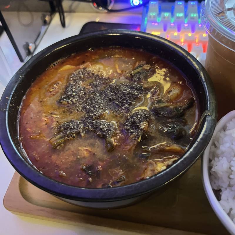 [잡담] 오늘 배고파서 pc방에서 음식 시켜먹었는데 이런 곳은 진짜 처음이야 | 인스티즈