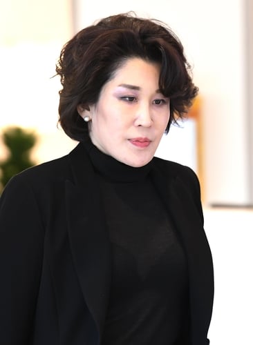 [잡담] 그러니까 문서윤(신세계 딸) 가족관계 정리하면 | 인스티즈