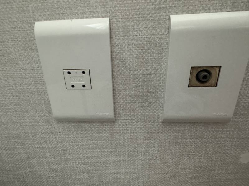 [잡담] 외이파이 설치하려는데 인터넷 연결하는 곳?이 없어 | 인스티즈