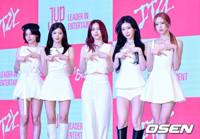 [정보/소식] 있지 "JYP와 재계약 조율 중, 좋은 소식 들려드릴 것" | 인스티즈