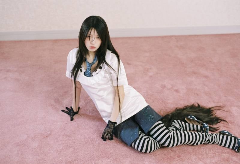 ILLIT(아일릿) 'bomb' Concept Photo (PINK BOMB Ver.) | 인스티즈