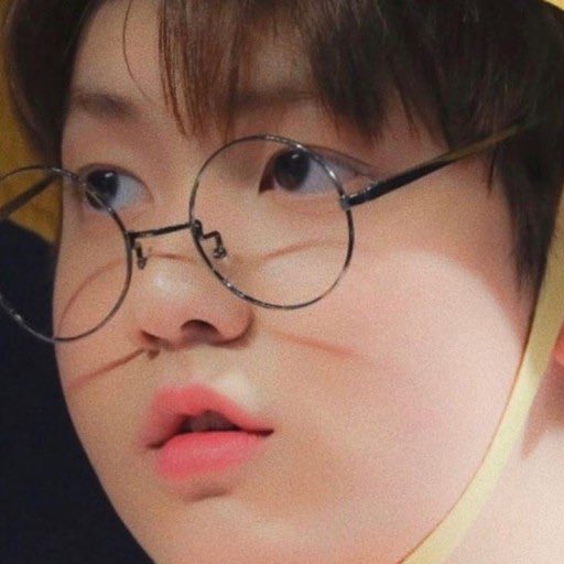 [잡담] 수빈이 이 사진ㅋㅋㅋ 암만봐도 넘나 심통난 얼딩 같음ㅋㅋㅋ | 인스티즈