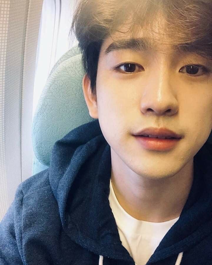 [잡담] 갓세븐진영 아이유 조합 남사친여사친물로 밀어봅니다💜 | 인스티즈