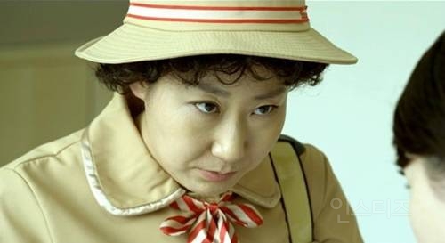 야쿠르트 아줌마일 때 제일 웃긴 여자 | 인스티즈