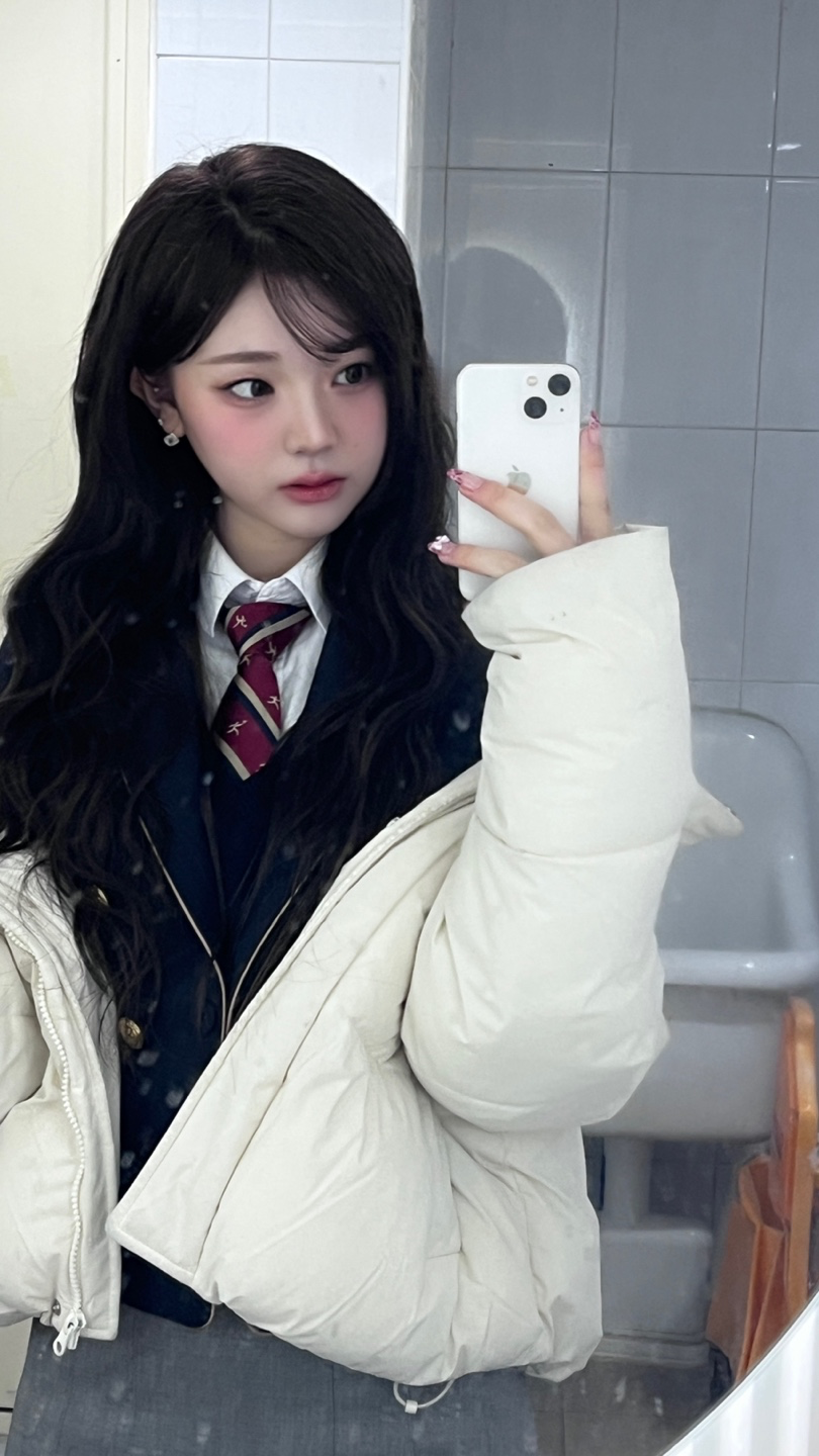 [잡담] 얘 이쁘지 않음? | 인스티즈