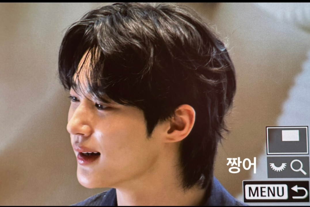 [잡담] 오늘자 실시간 변우석 | 인스티즈