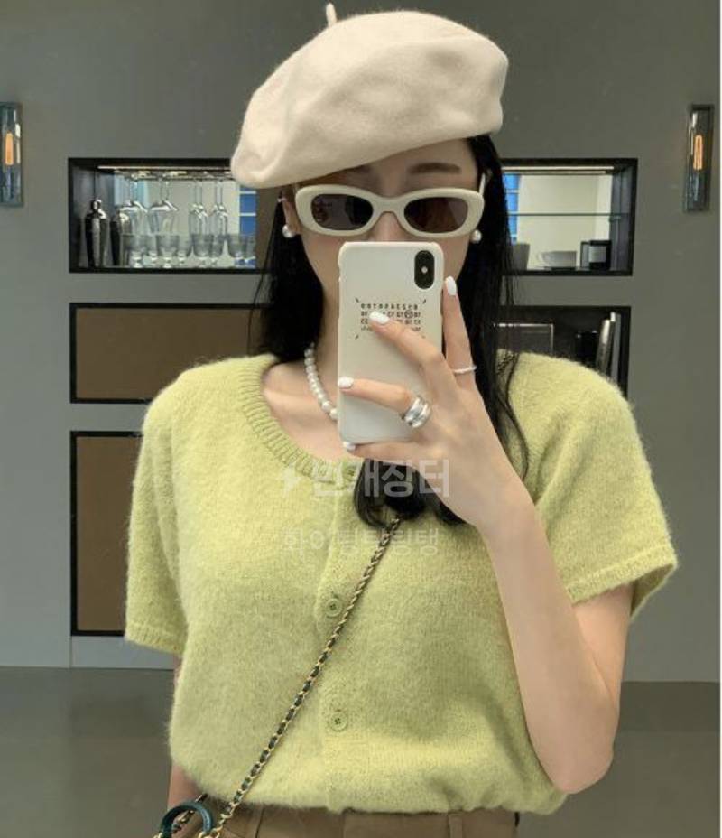 [잡담] 이 반팔 가디건 어디건지 알고싶은데 | 인스티즈