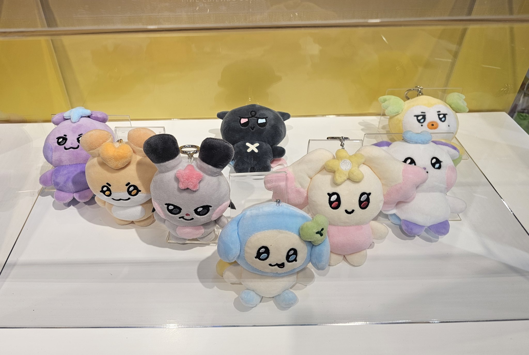 [잡담] 에이티즈 라인프렌즈 콜라보 인형 실물 ㅋㅋㅋㅋ | 인스티즈