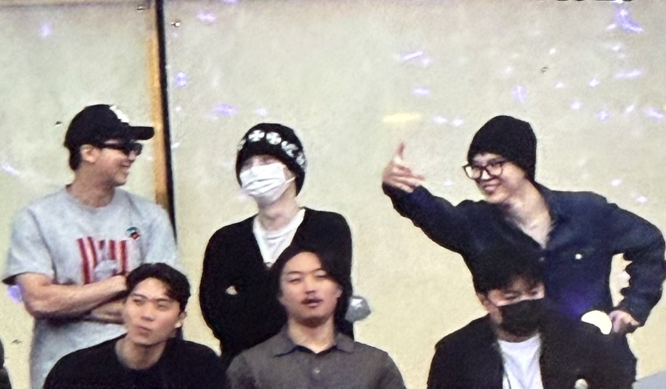 [잡담] 방탄 지민 부끄러워하면서 하트 사방에 날리는거 왤케 귀엽냐ㅋㅋㅋㅋㅋㅋ | 인스티즈