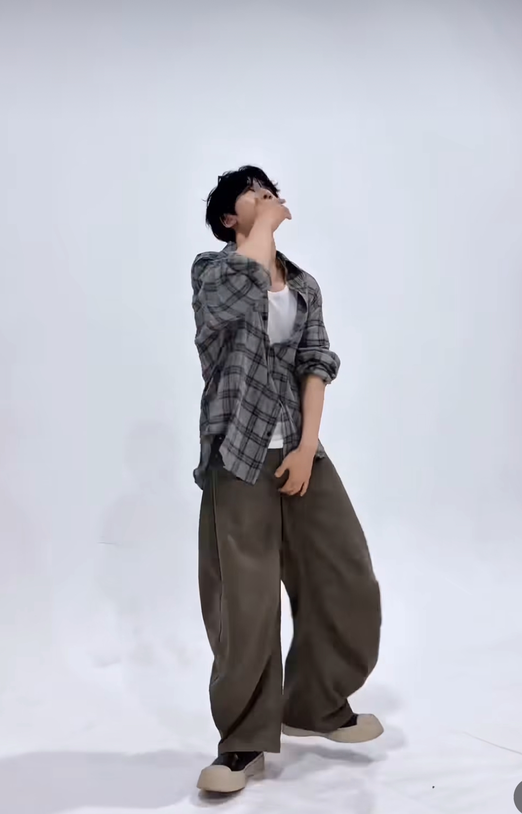 [잡담] 이런 바지 핏 특이한핏이지? 데일리로 입기는 좀그렇지?? | 인스티즈