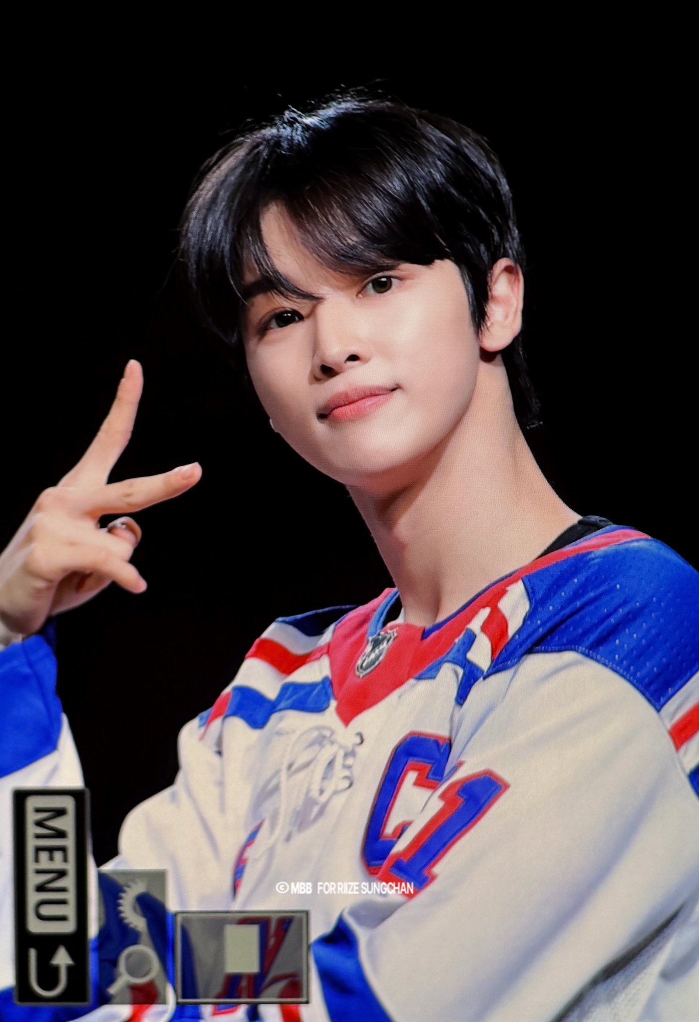 [잡담] 성찬이 구공럽때 의상 입어줌 ㅠㅠ | 인스티즈