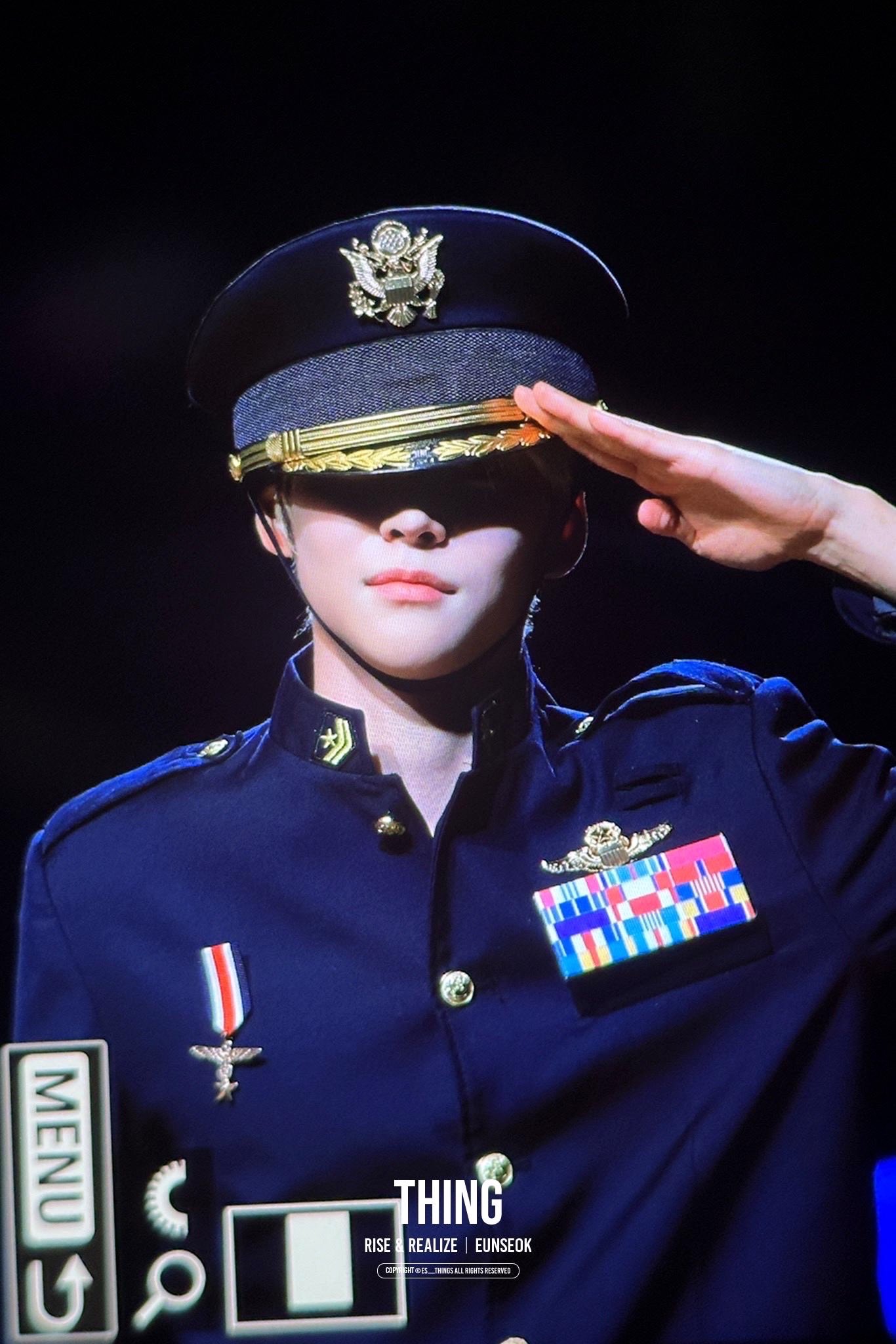 [잡담] 은석 머리 작아서 모자 큰 거.. | 인스티즈